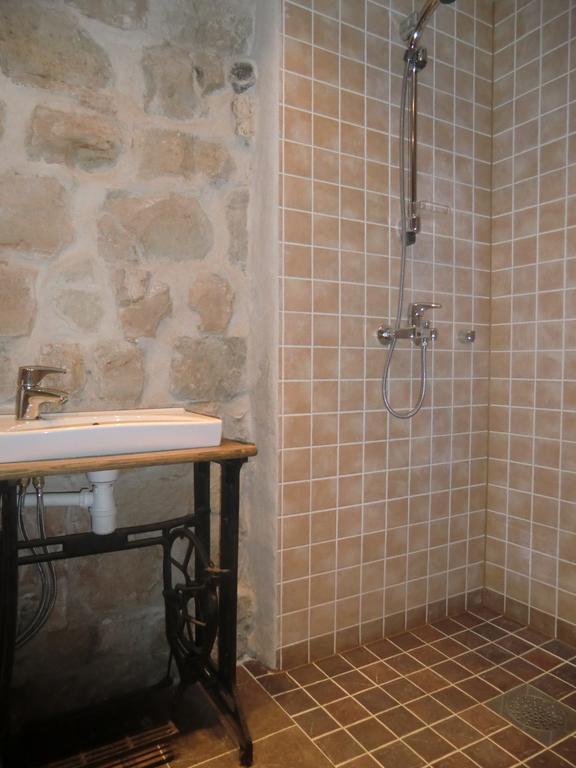 Kuressaare Romantic Apartment Екстер'єр фото