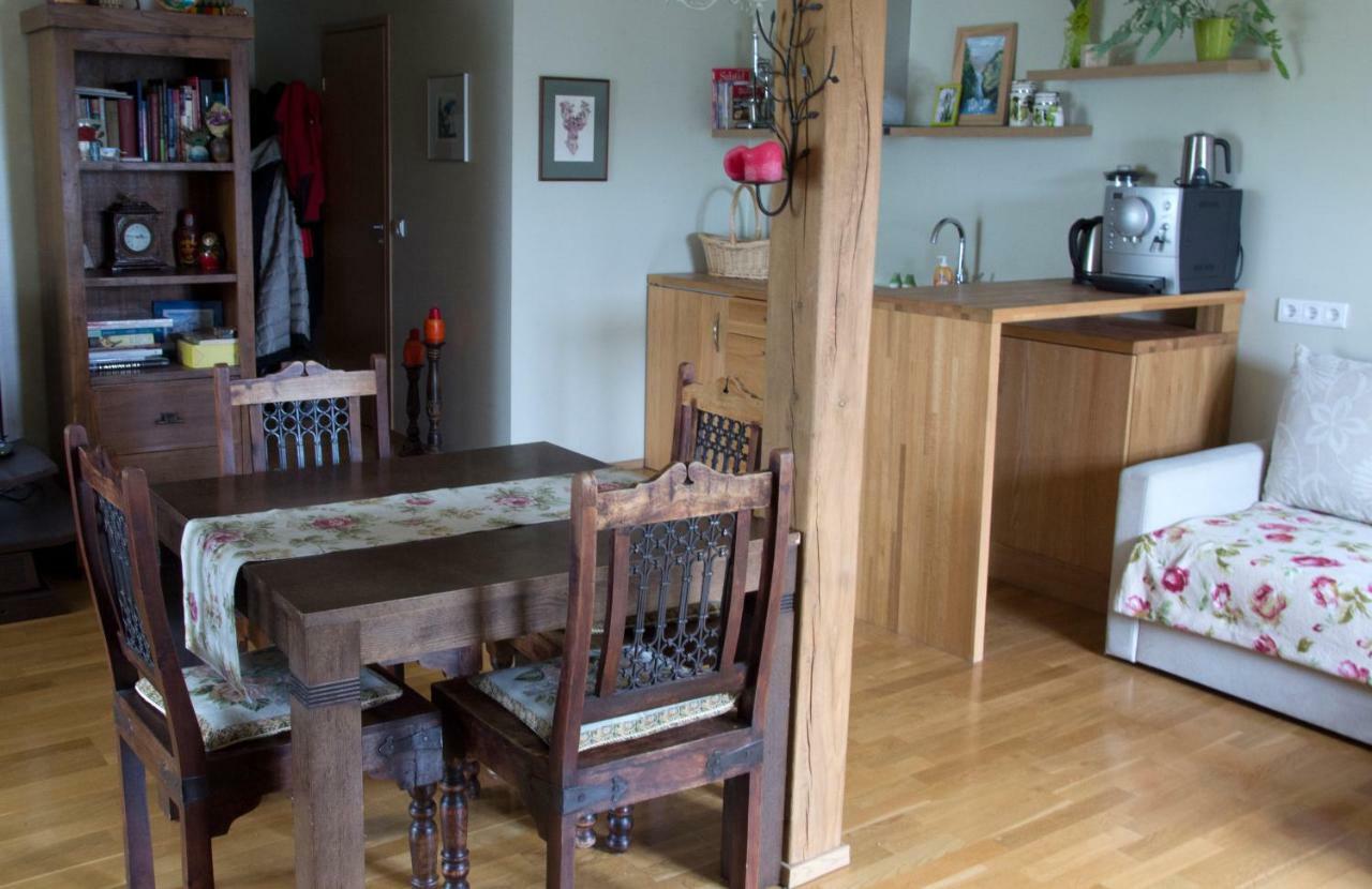 Kuressaare Romantic Apartment Екстер'єр фото